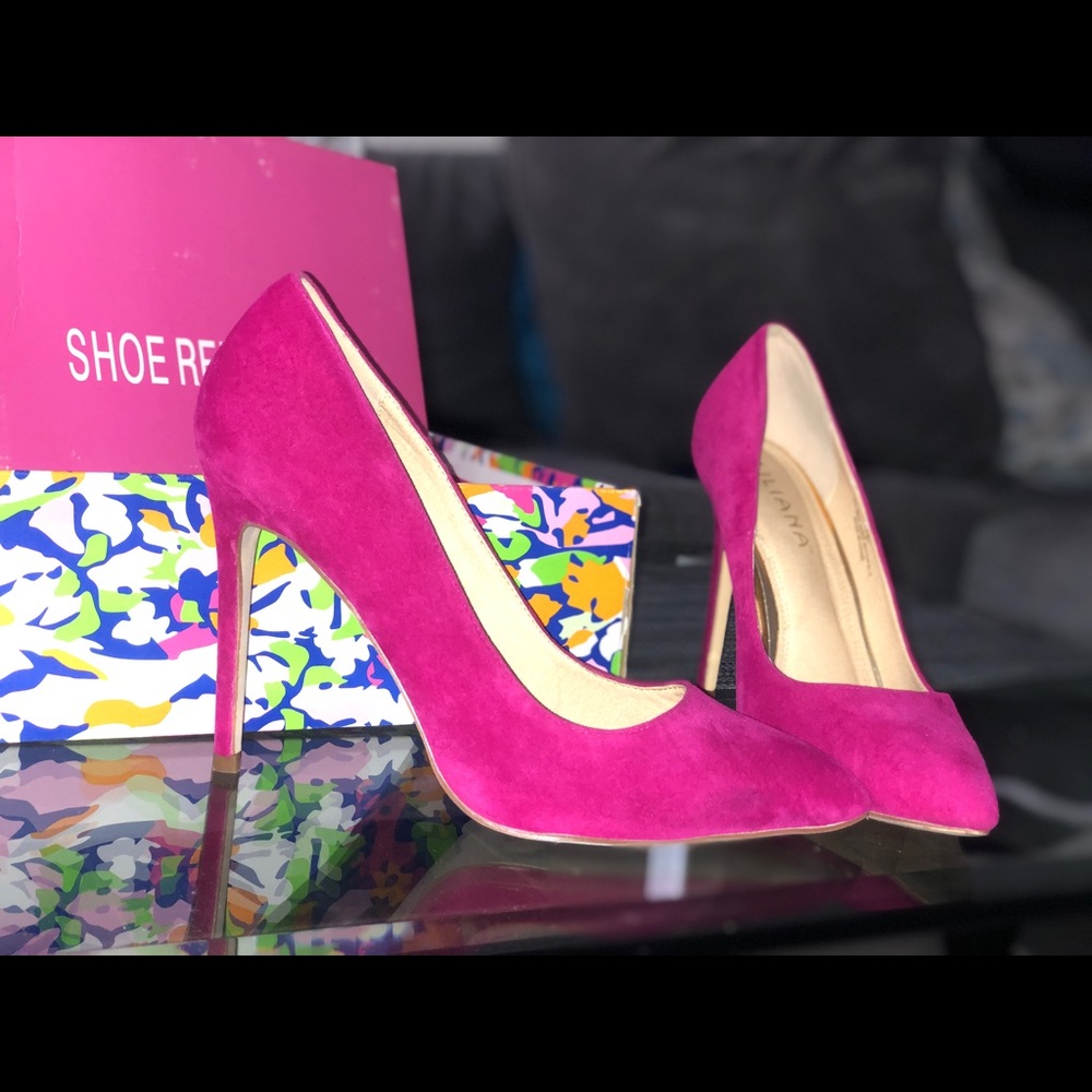 Hot pink heels, size W10